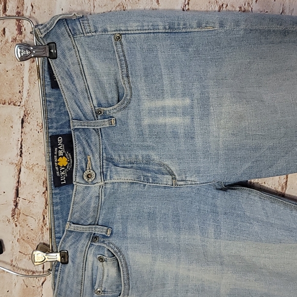 Excellent Lucky Brand distressed skinny jeans sz 26 - Picture 2 of 8